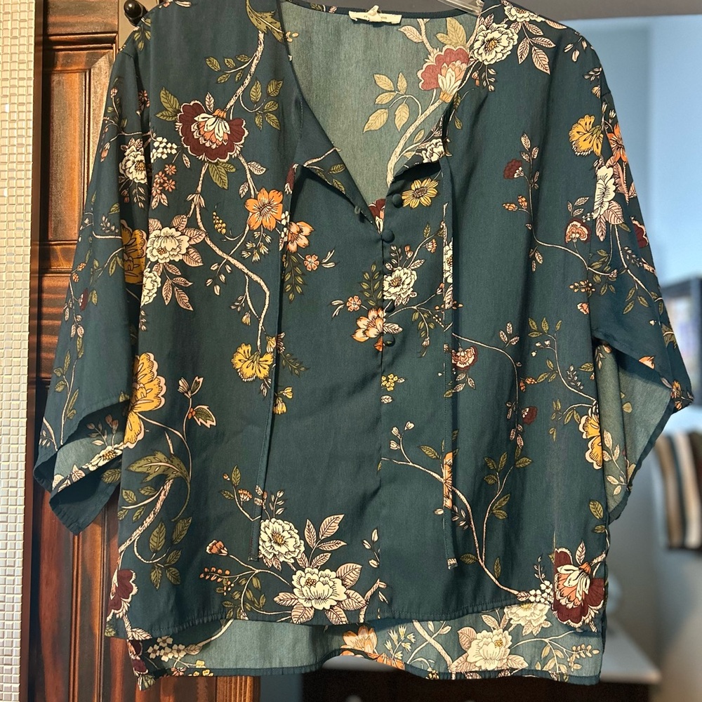 Maurices Floral Teal Women’s top